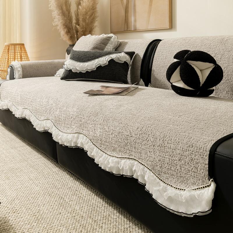 

French Cream Wind Sofa Cushion New High-End Autumn And Winter Seat Cushion Universal Non-Slip Leather Sofa Cover 70*70cm