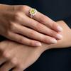 Swarovski Conjunto de Tres Piezas Margarita Soleada Anillo Chapado en Rodio Joyería para Mujer 5482498