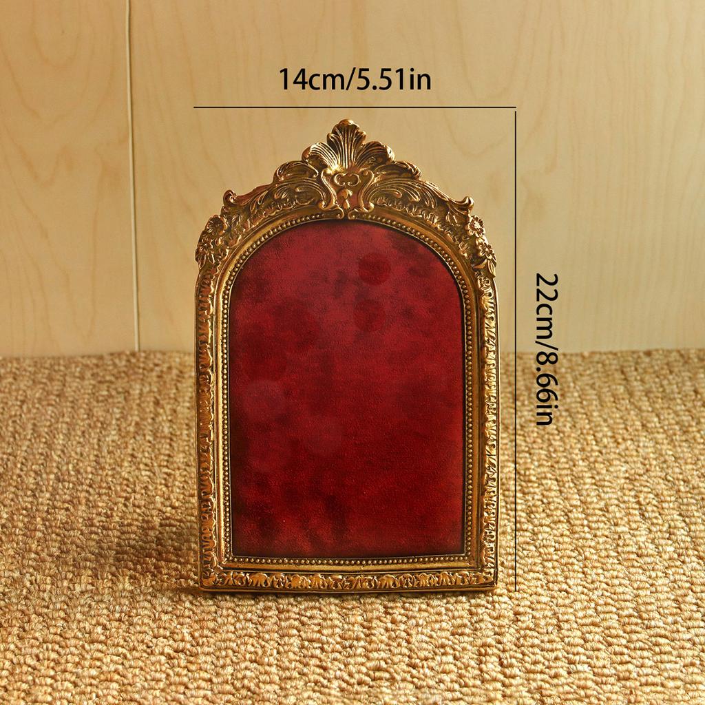 Vintage Resin Velvet Jewelry Display Stand Retro Necklace Bracelet Earring Pendant Display Props Holder Classic Jewelry Stand