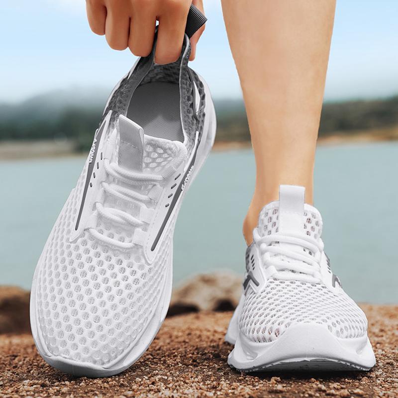 Men's Summer Breathable Aqua Shoes Mesh Running Shoes Lightweight Soft Bottom Water Sport Casual Trendy Footwear Lace-Up