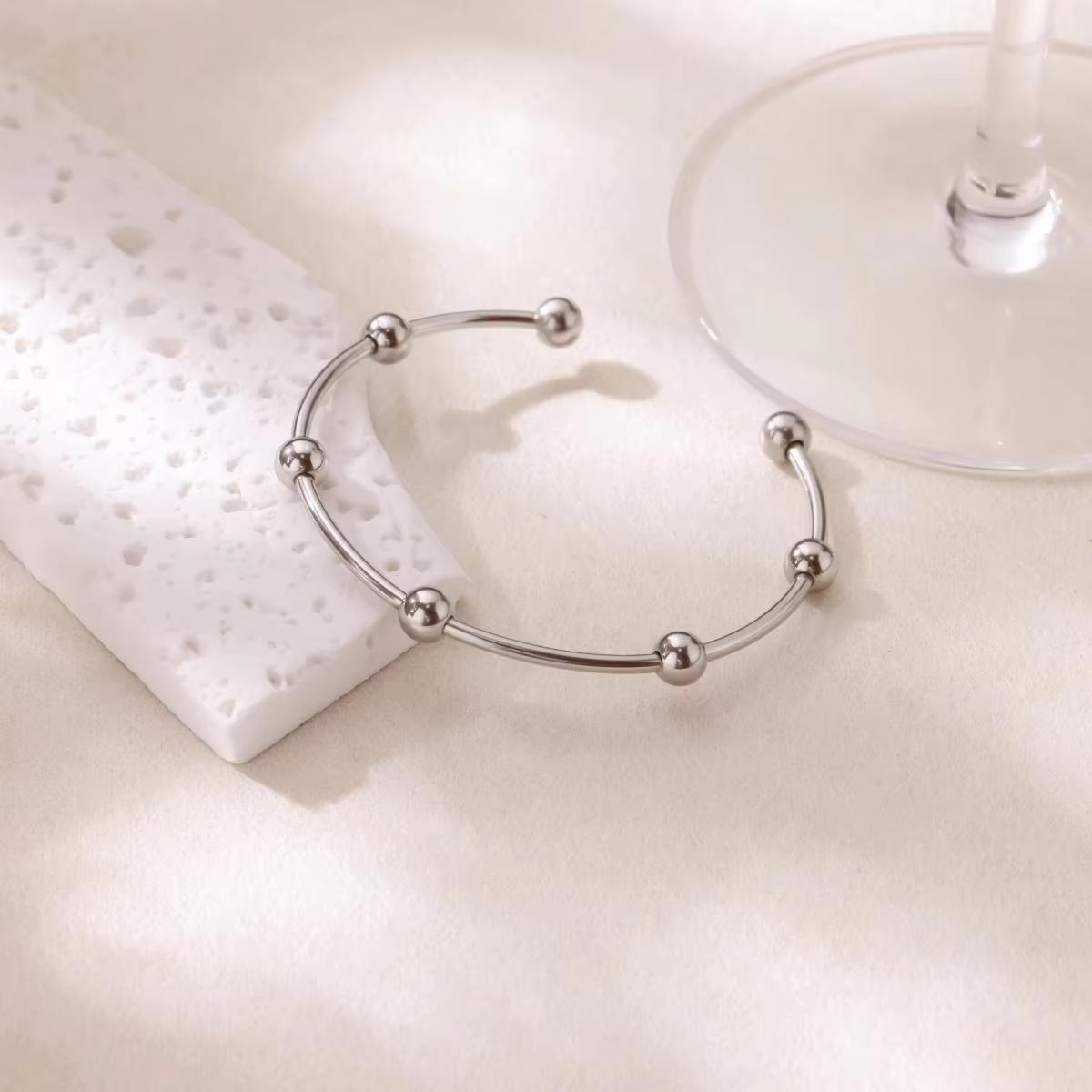 

Stainless Steel Gold Color Steel Bead Open Slim Bracelet For Women New Cuff Bangles Elegant Charm Design Waterproof Jewelry Gift 56-58mm