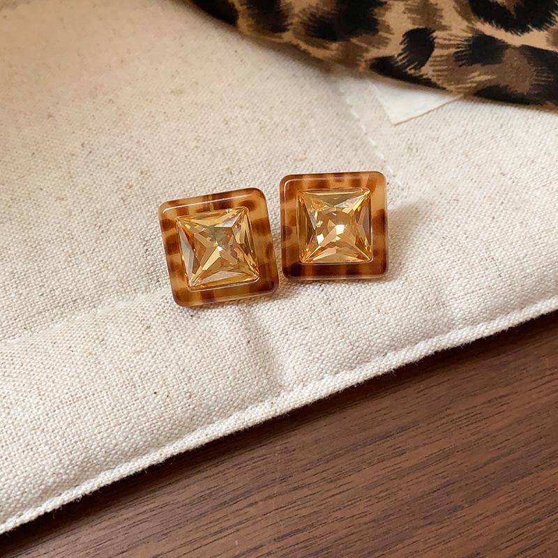 Geometric Leopard Print Heart Flower Stud Earrings - Retro & Versatile Luxury for Women