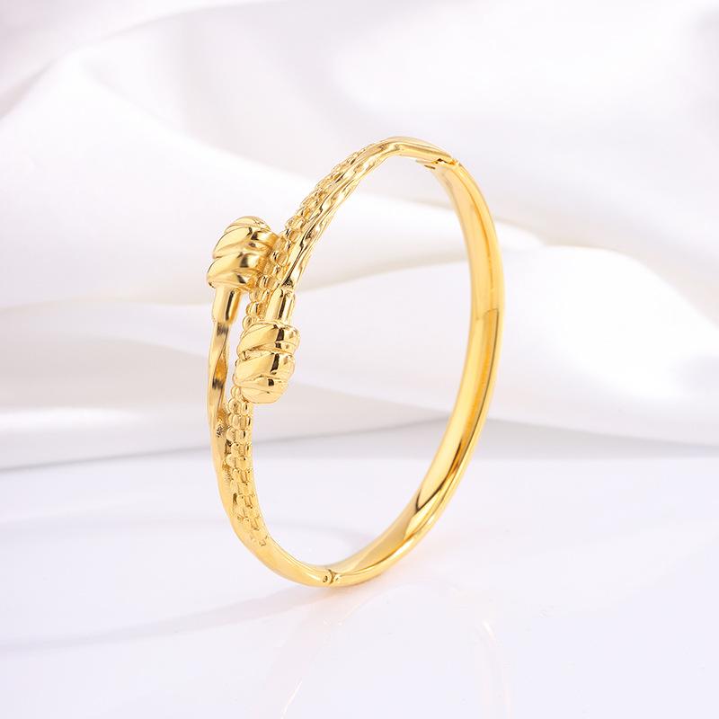 European and American Open-ended Light Luxury High-end Women's Design Niche Temperament Bracelets