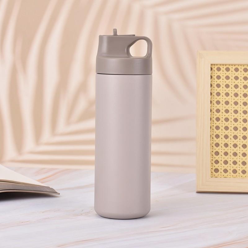 Stainless Steel Vacuum Insulated Travel Mug 550ml Portable Water Bottle Outdoor Sports Camping Hiking