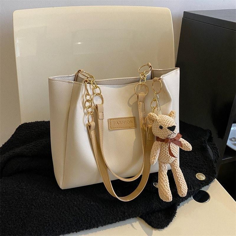 Stylish Retro Women's Tote Bag For Autumn Winter 2023 With Large Capacity And Chic Design