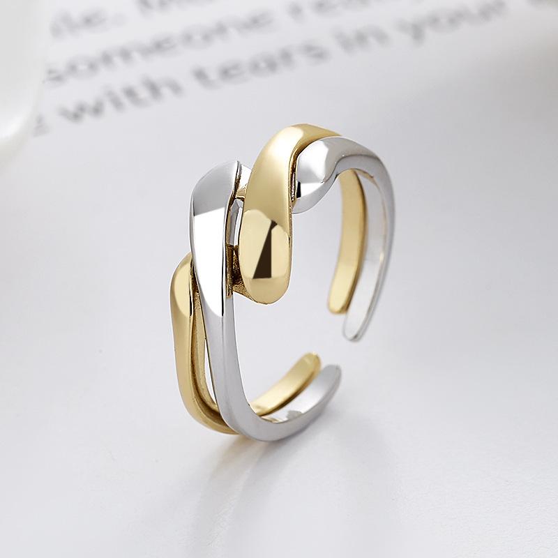 European Fashion Twist Ring: Trendy Irregular Water Wave Adjustable Couple Jewelry for Women Open adjustable