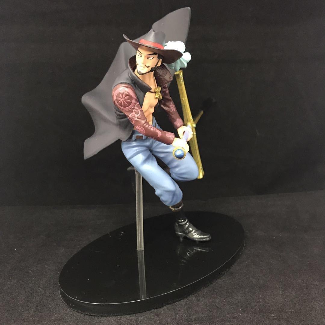 

Anime One Piece Top Styling King Decisive Battle Dracule Mihawk Eagle Eye Battle PVC Action Figure Model Decoration Toys Gift