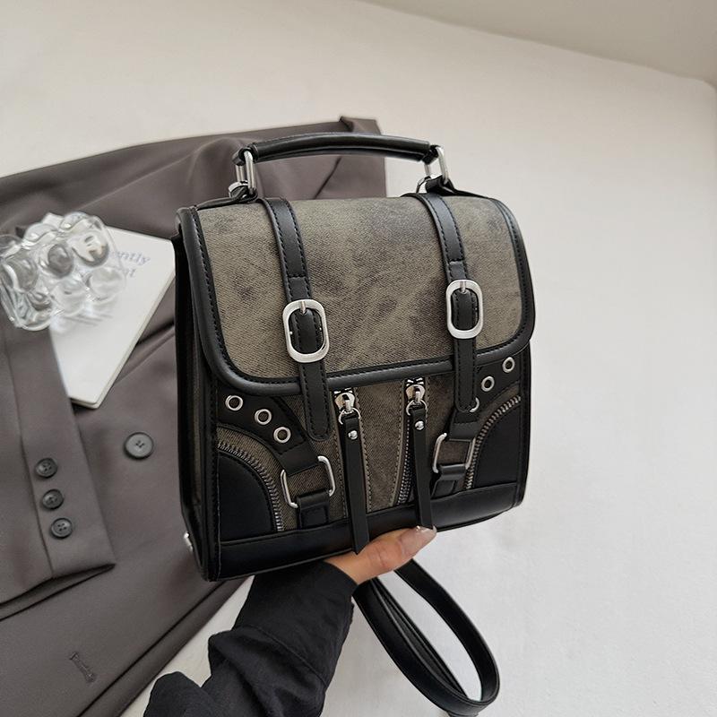 Ретро контрастный цвет сумка-тоут для поездок на работу женская 2025 осень новая высокая ценность повседневный и модный рюкзак через плечо чёрный 2840₽