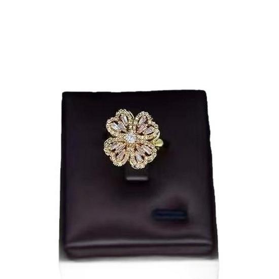 Lucky Four-Leaf Clover Full Diamond Rotating Ring