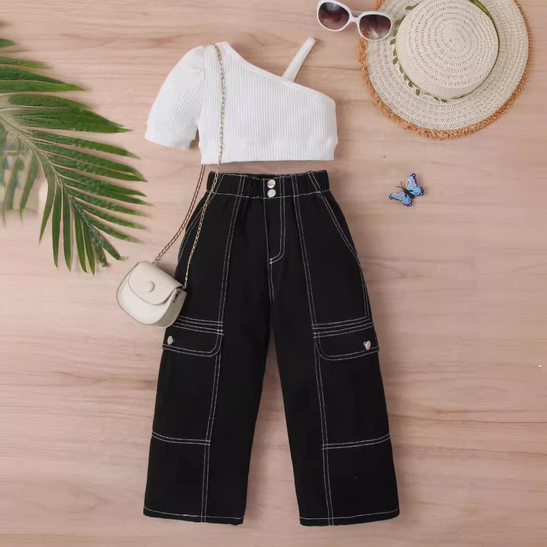 

Комплект одежды для девочек: Летний детский однотонный пуловер с короткими рукавами и открытыми плечами, комплект из двух предметов с цветными джинсовыми брюками 90cm белый