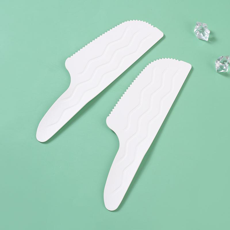 Jednorázové příbory balené jednotlivě: Vidlička, Lžíce, Dezertní vidlička, Dezertní lžíce, Lžička na zmrzlinu