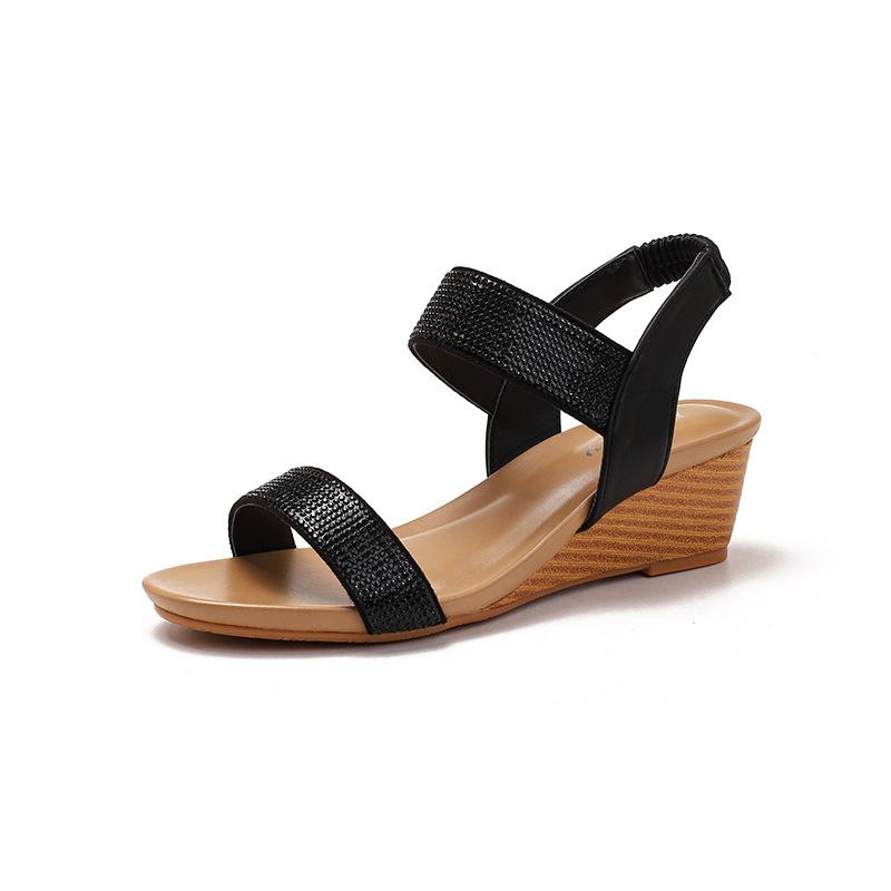 

Богемные сандалии на танкетке женские новые этнические ветровые прессованные стразы слово с открытым носком универсальные римские 36 чёрный