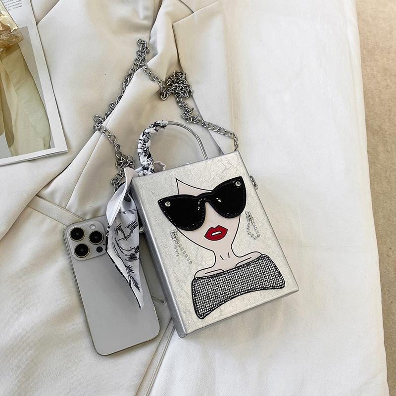 Taschen Tasche Damen 2025 Europäische und Amerikanische Mode Personalisierte Brillen Schöne Frauen Umhängetasche Mode Fransen Umhängetasche Kasten Tasche