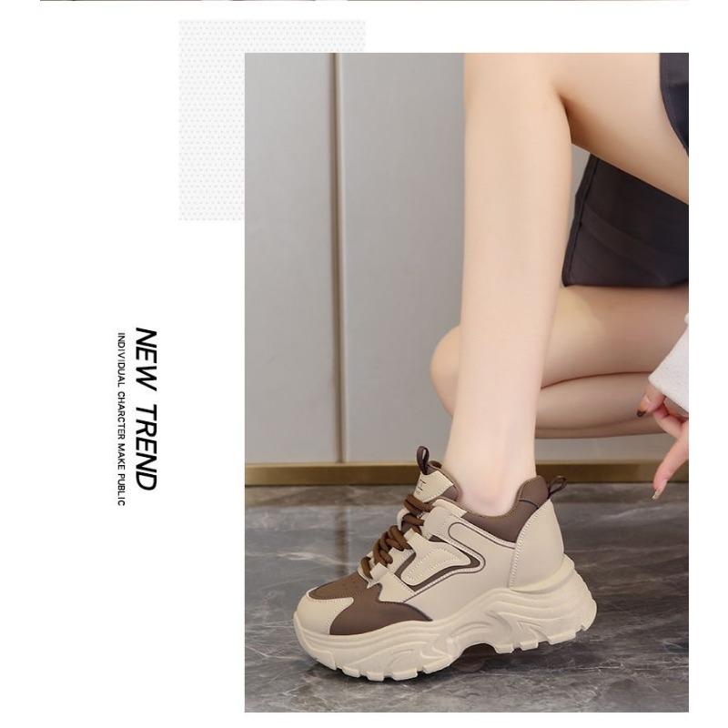 New Spring and Autumn Thick Soled Netizen Women's Interior Height Boosting Lightweight Sports Shoes Small Casual Shoes