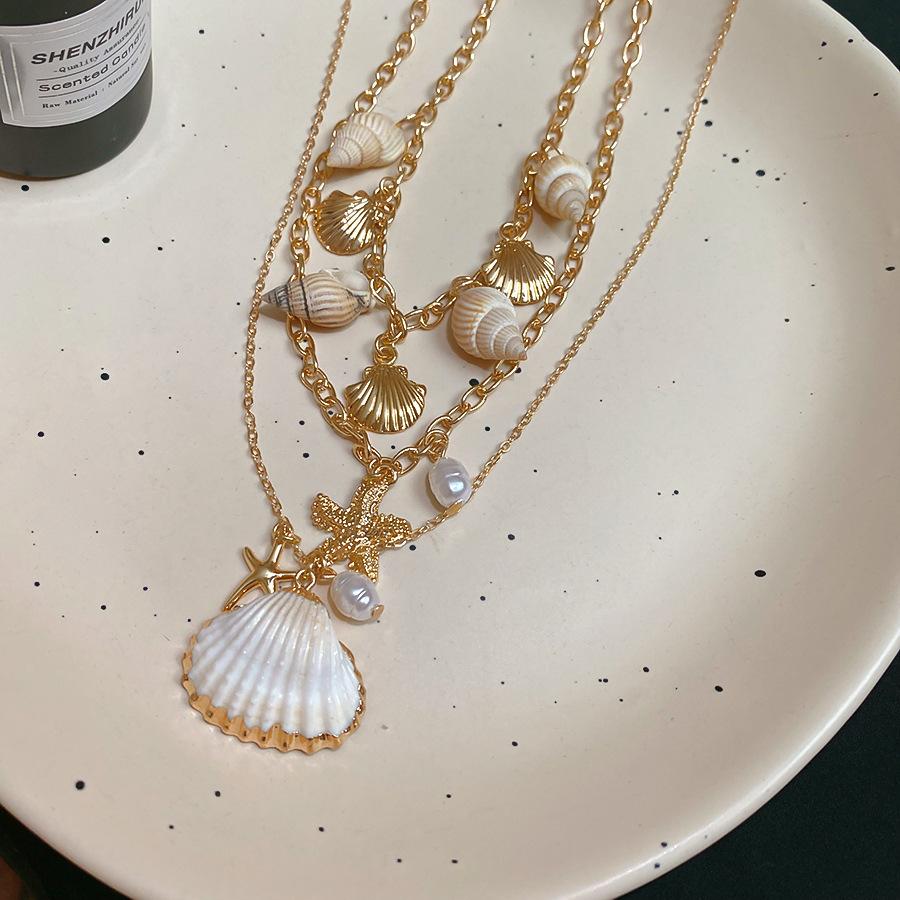 European and American Retro Color Shell Pendant Necklace Niche Collarbone Chain Design Niche Item Decoration