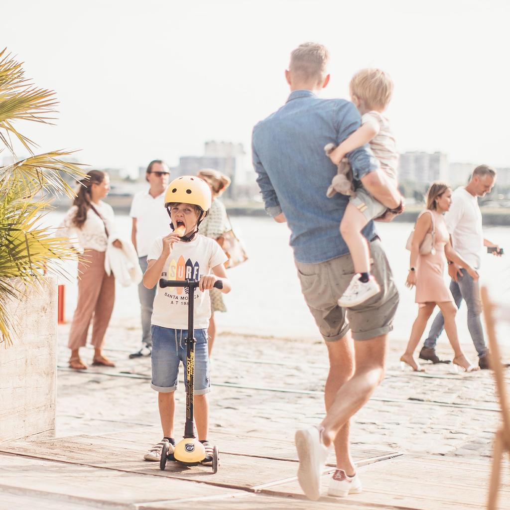 Scoot & Ride Highway Kick 3 LED Lemon Kids' Scooter, Kickboard, Tricycle [Authentic Japanese Product Warranty] 96358