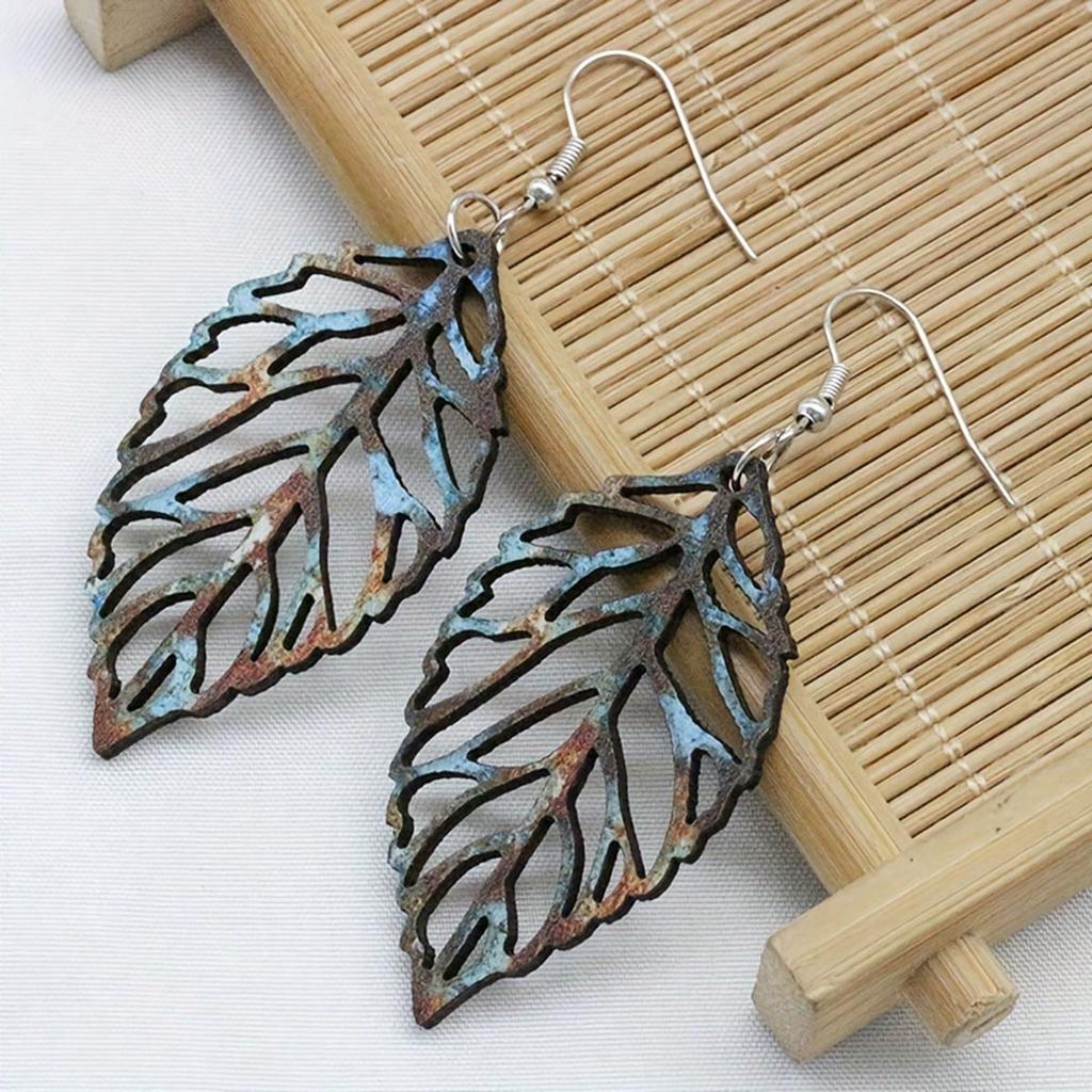1 Pair Retro Style Hollowout Leaf Drop Dangle Earrings Colored Bohemian Style Wood Earrings Women Fashion Jewelry Gift