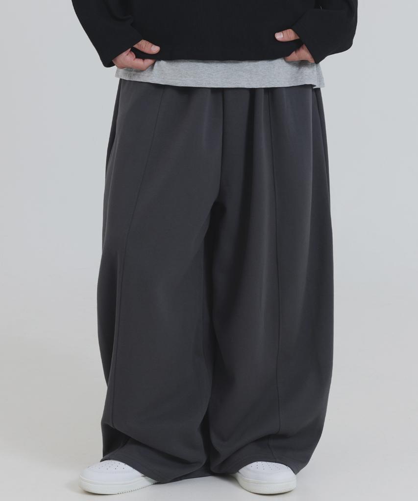 PIANER Cut-Out Stitch Balloon Sweatpants (Charcoal)