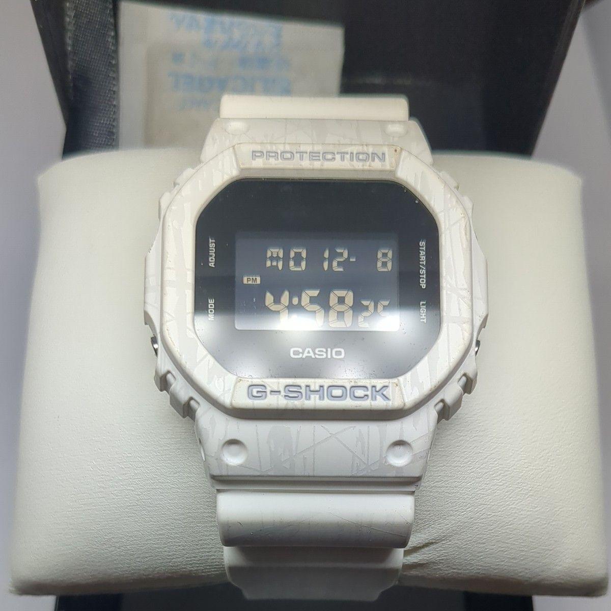 G-SHOCK Casio DW-5600 SL Good Condition