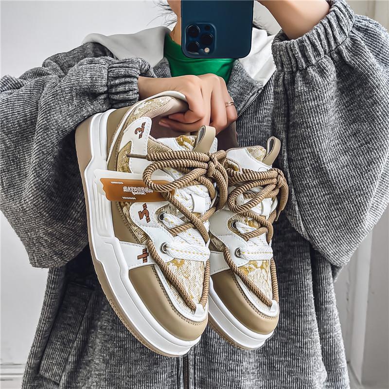 

2024 autumn and winter low-top explosion fashion personality platform casual youth board shoes red men s shoes fried street tide shoes 44