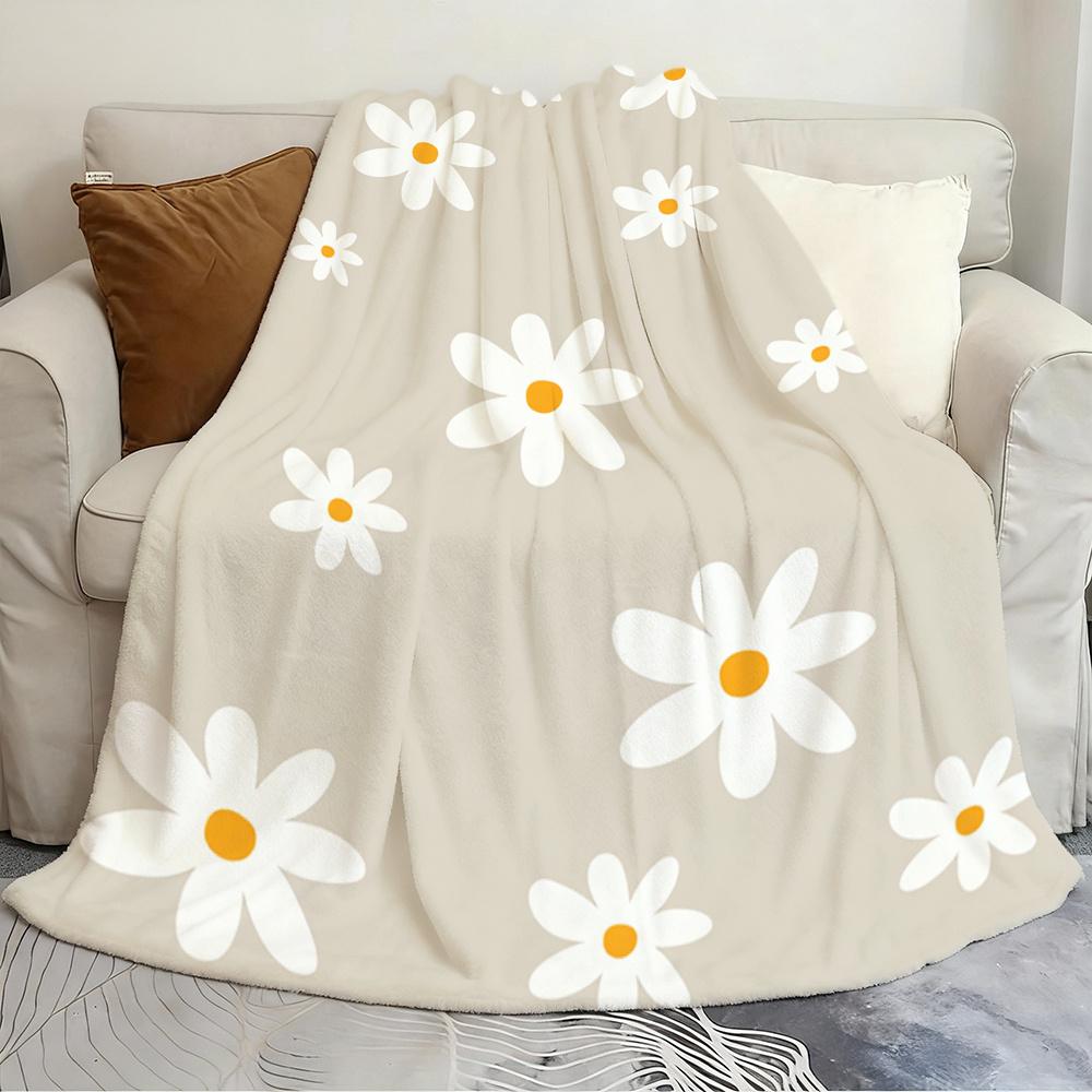 Exquisite Fashion Items Unisex Daisy Floral Nap Blanket, Cozy Lightweight Throw For Couch, Perfect Valentine's Day Birthday Gift For Family