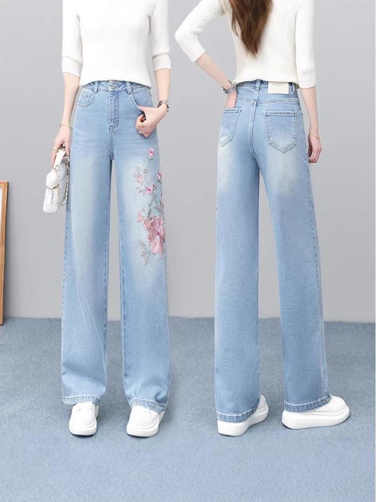 Light Blue Floral Embroidered Women's Curved Leg Jeans - New Chinese Style, Thin, Loose, Hip-Covering, Straight Leg for Spring and Autumn