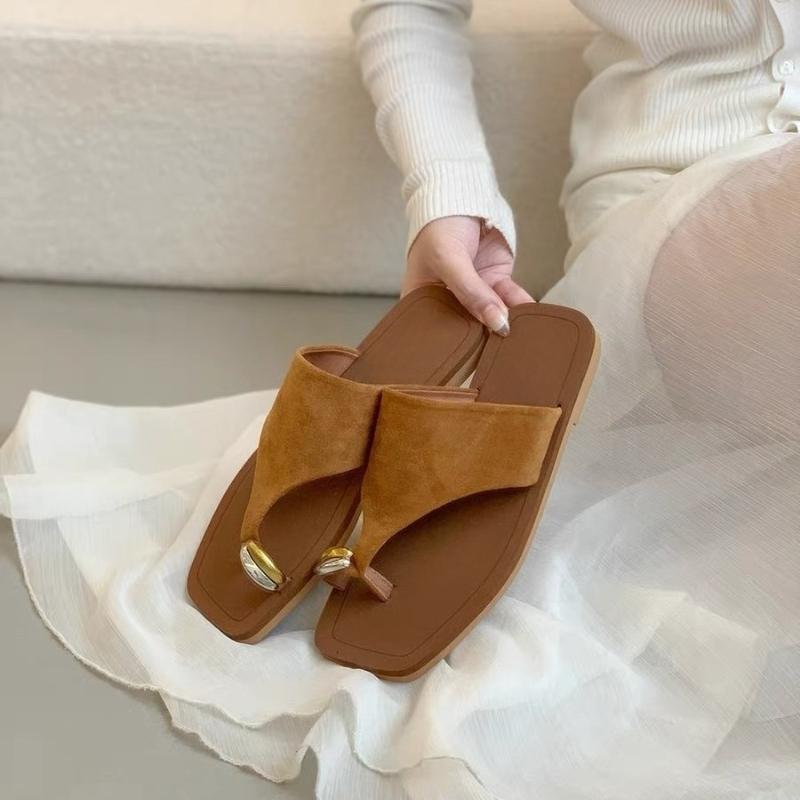 Fashion Summer New Ladies Outdoor Flip-flops 2025 Fashion Women's Soft Clip-toe Beach Slippers Soft Bottom Women Causal Slippers Simple