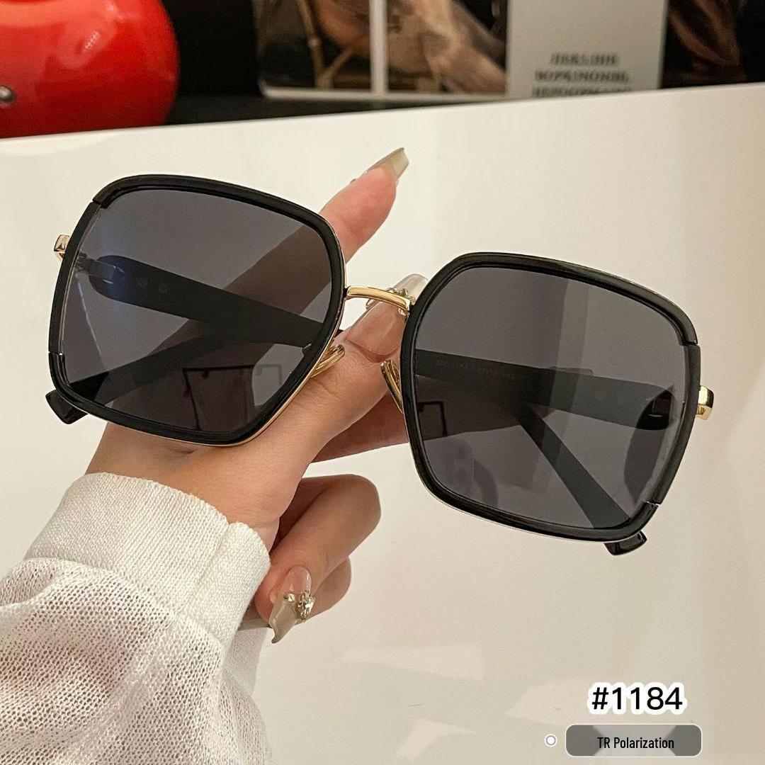 

2026 European & American Fashion TR Polarized Metal Frame Square Sunglasses - Large Frame Design for a Slimmer Face.