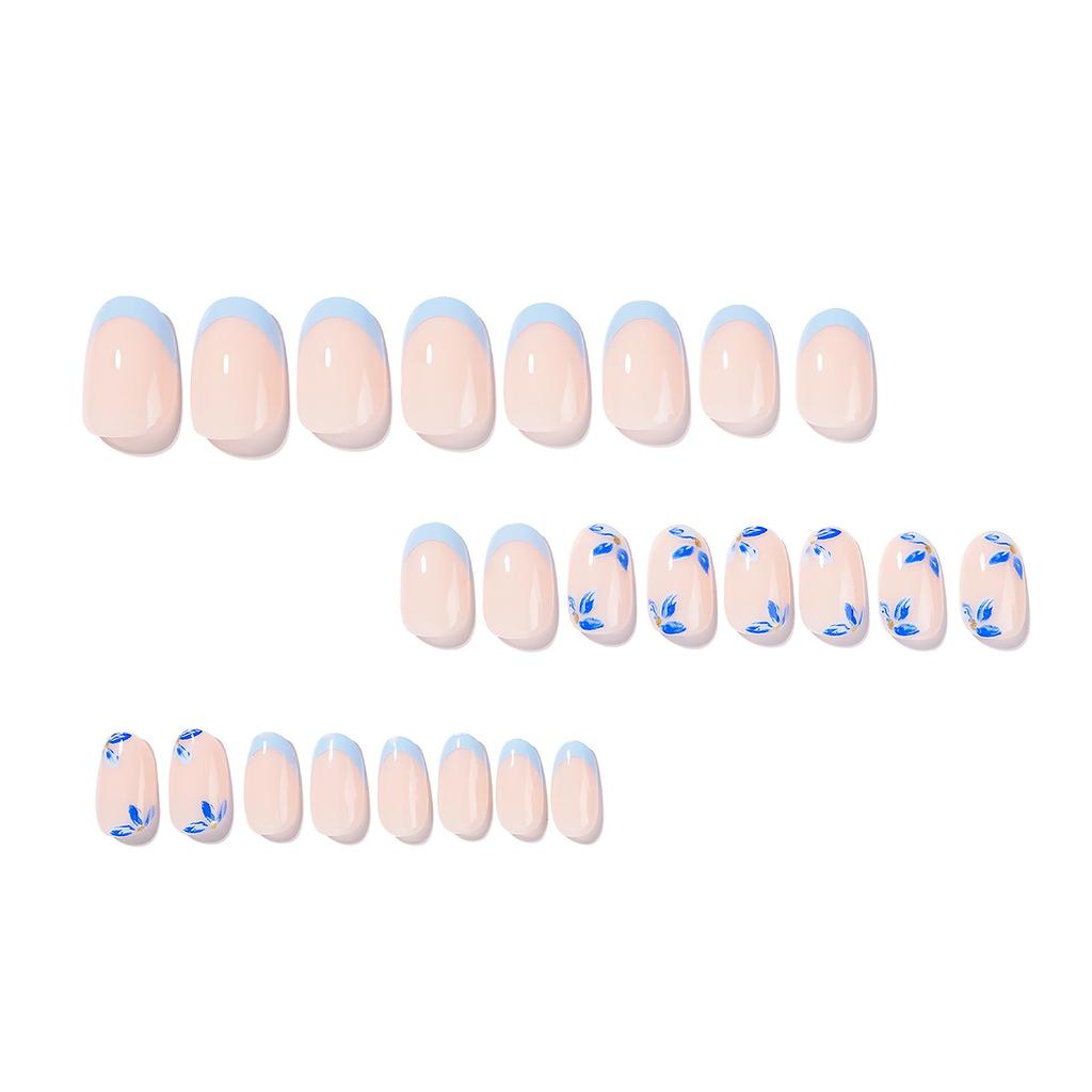 Le Fan Blue Floral French Short Round Summer Nails