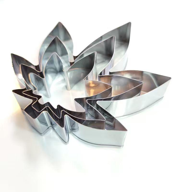 

Форма для рождественского печенья из нержавеющей стали Снежинка Рождественская елка Пряничный человечек Форма для печенья DIY Выпечка Форма для печенья 3-piece maple leaf (large) серебряный