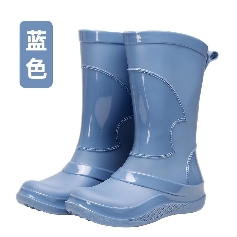 

3 Medium tube rain shoes women 1 Thickened medium top rain boots Labor protection waterproof shoes Non-slip and wear-resistant 41