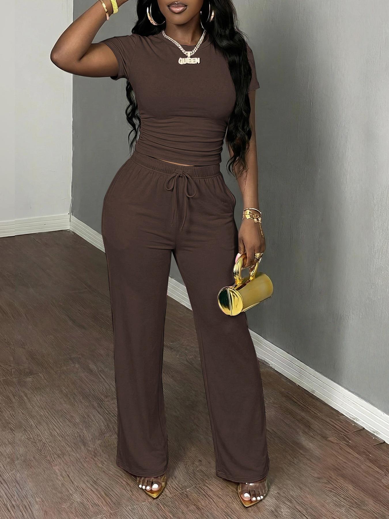 

Women s Two-Piece Set: Short Sleeve Pleated Top & Casual Sports Pants - Y2K Style Fashionable Outfit. Large