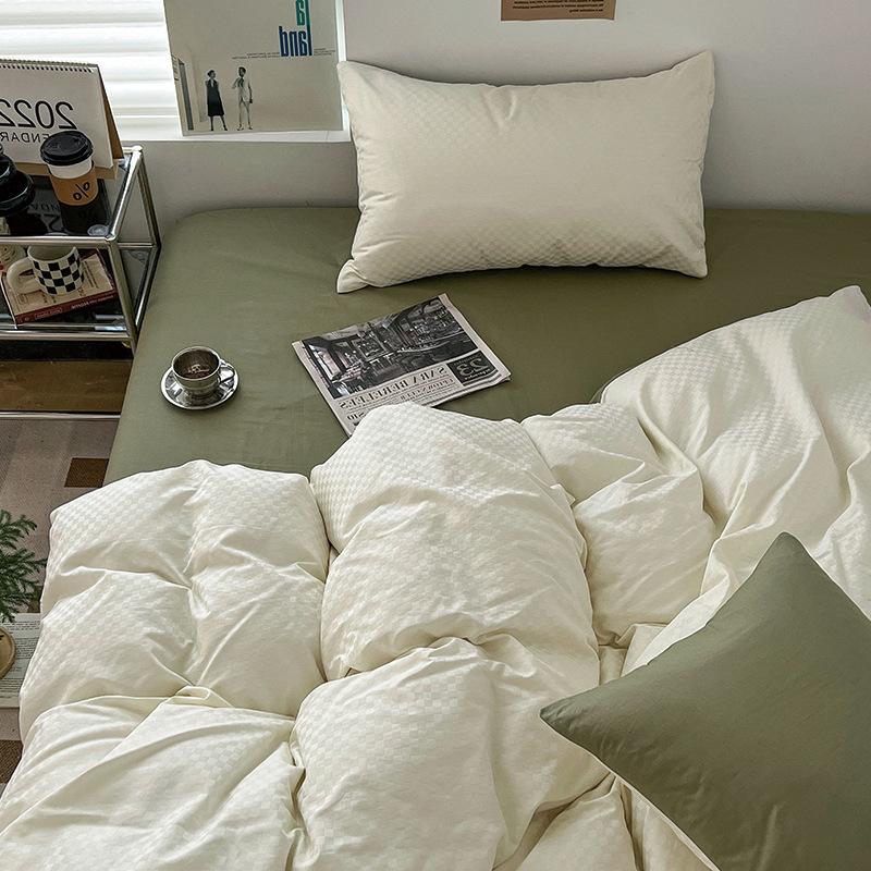 Pure Cotton Premium Simple Bedding Set Four-piece Set Skin-friendly Breathable Bed Sheet Quilt Cover Pillowcase