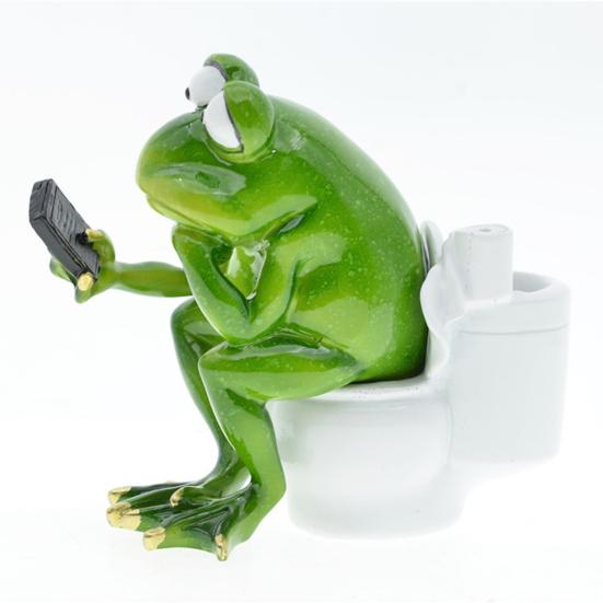 Toilet Frog Figurine Watching Phone Cartoon Frog Statue Resin Sculpture Indoor Outdoor Decoration Ornament