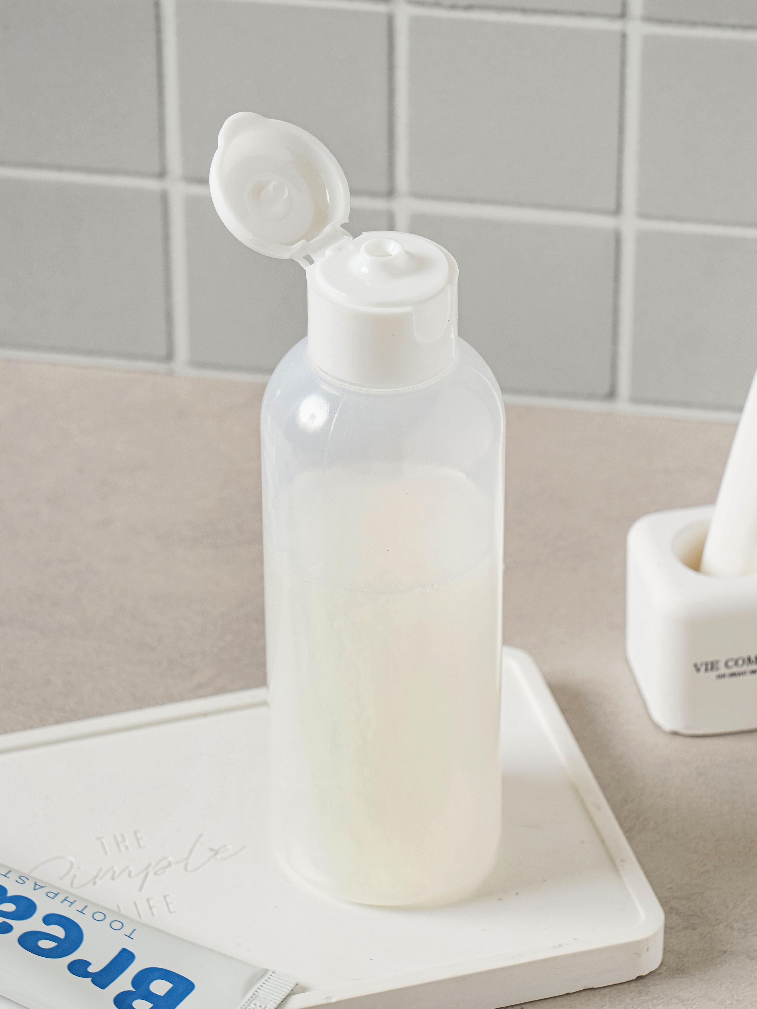 

Japanese One-Touch Press Pump Dispenser Bottle 150ml for Toner Lotion 1ea