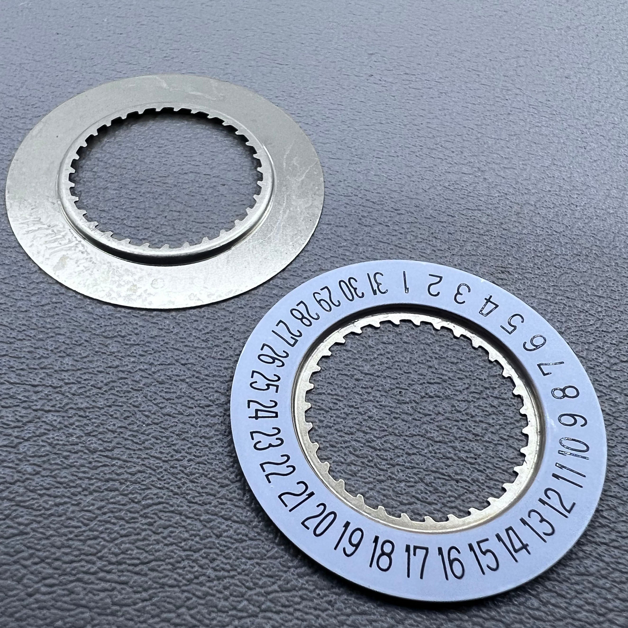 2 PIECES White Date Disk Wheel Date Wheel Date@6 for Ronda 5040D 5030D Movement