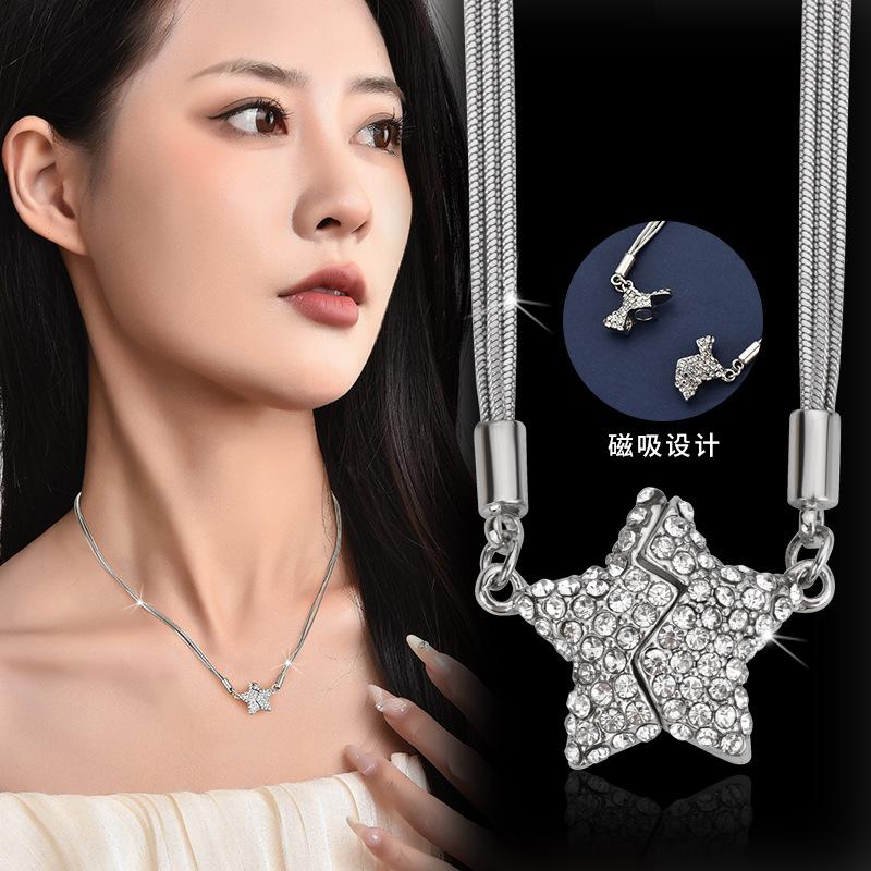 Premium French Retro Magnetic Star Pendant Necklace Women'S 2024 Trendy Temperament Versatile Fashion Collarbone Chain