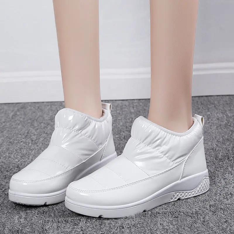 Fashion Women's Snow Boots Shoe White Low Ankle Winter 2024 Short Barrel Booties Waterproof Boot Fur Furry Shoes for Women Black Silver