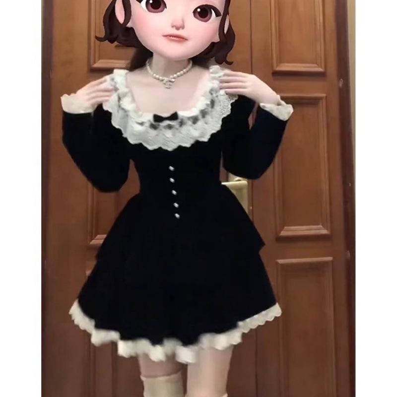 Élégante Robe Courte en Velours Haut de Gamme Française pour Automne/Hiver 2026 en Noir et Or