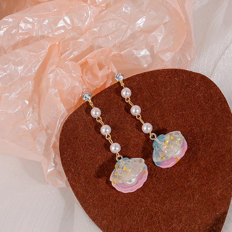 

Silver Needle Long Chain Pearl Fairy Earrings, Colorful Sweet Shell Tassel Stud.