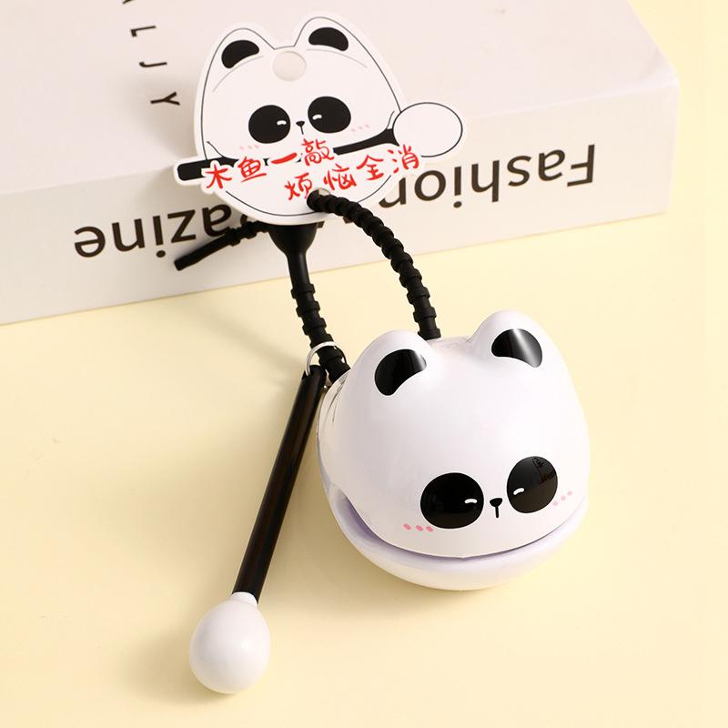 Creative Animal Shape Small Wooden Fish Keychain Funny Cartoon Wooden Fish Percussion Keychain Backpack Decoration Gifts