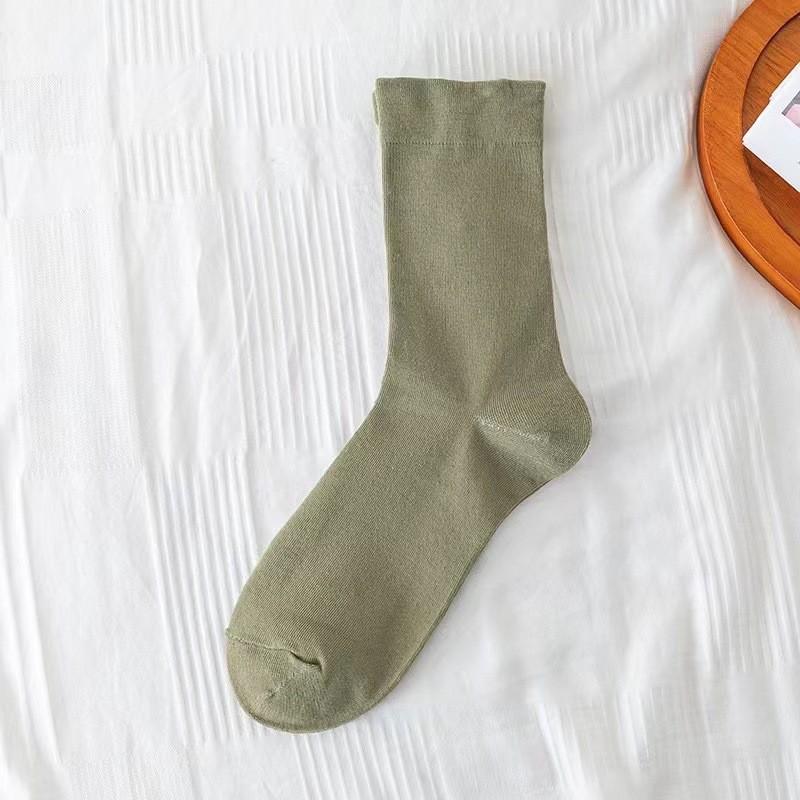 Ladies Spring and Autumn Breathable Deodorant Sweat Absorbing Boneless Month In The Tube Pile Socks