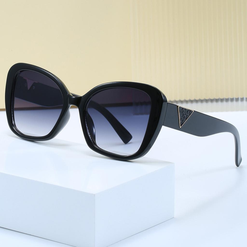 New Sunglasses Fashionable Square Street Photo Woman High-grade Cat's-eye Trend Sunglasses