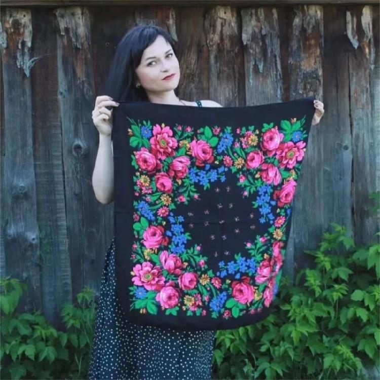 Women Flower Head Scarf Easy Care Wrinkle Resistant Polyester Wrap For Outdoor Activity Daily Fashion