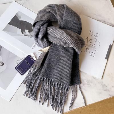 Accessori – Sciarpe e foulard