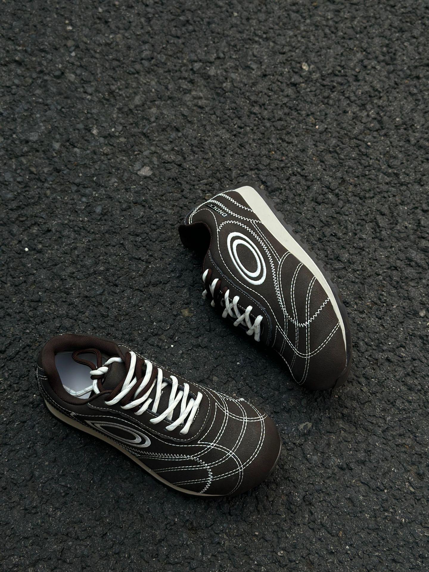 

Трендовые ретро кроссовки «Форрест Гамп»: Универсальные кроссовки высокого класса в стиле немецкой армии 37 коричневый