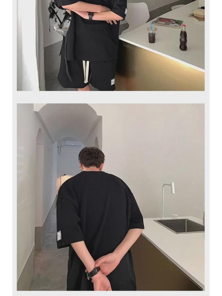 Hong Kong Style Waffle Men's Short-Sleeved Sports Casual Set: Loose T-Shirt and Trendy Shorts 2023.