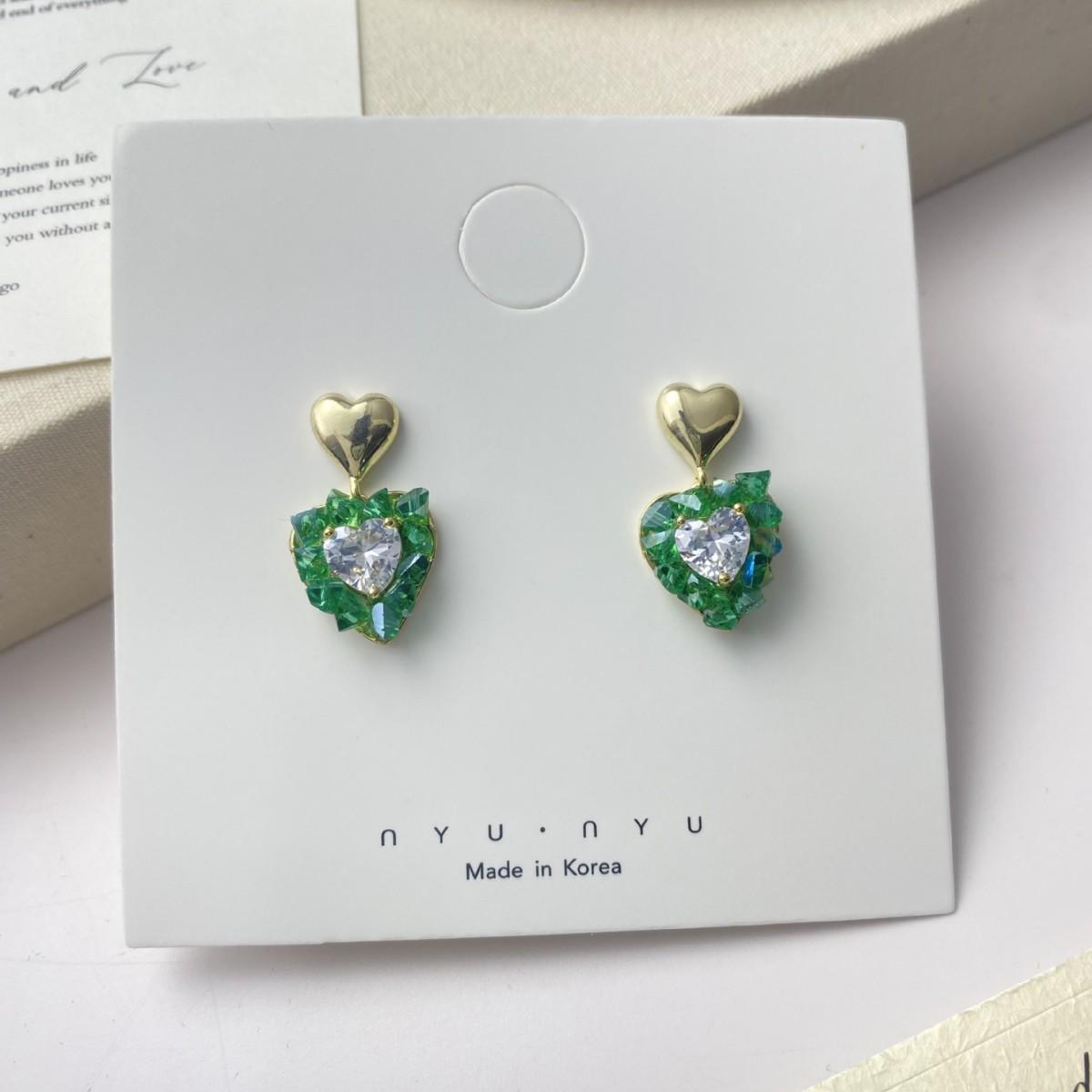 Green Crystal Heart Zirconia Earrings: Luxurious, Exquisite, and Versatile