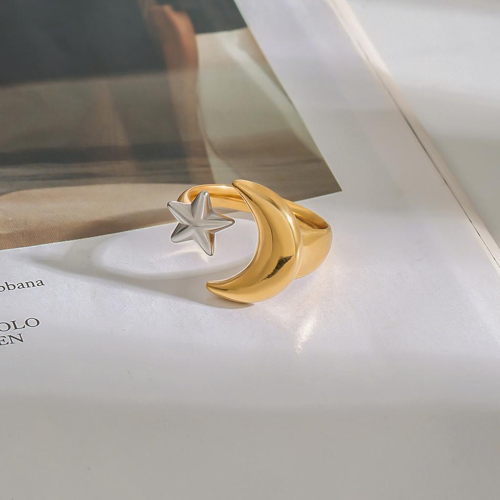Yori Lucky Star Moon Stainless Steel Ring 18K PVD Plated Texture Waterproof Golden Jewelry Recommend Gift