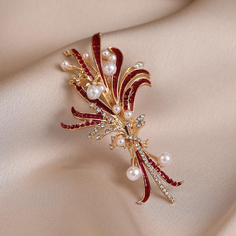 Exquisite High-End Schmetterlingsbrosche für Damenmode - Elegante Corsagen-Nadel & Kleidungsaccessoire